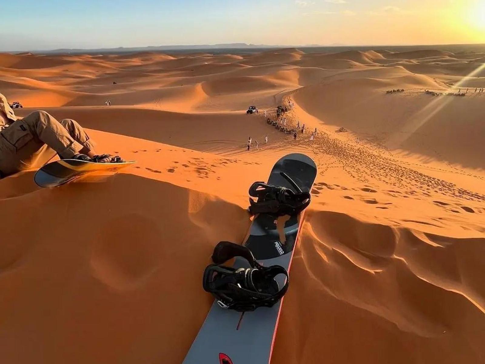 ホテル Sahara Family Luxury Camp メルズーガ エクステリア 写真