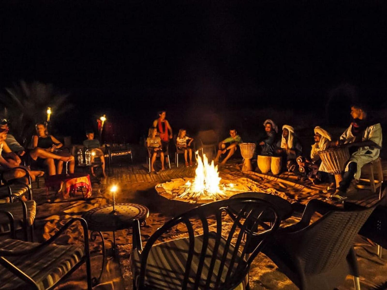 ホテル Sahara Family Luxury Camp メルズーガ エクステリア 写真