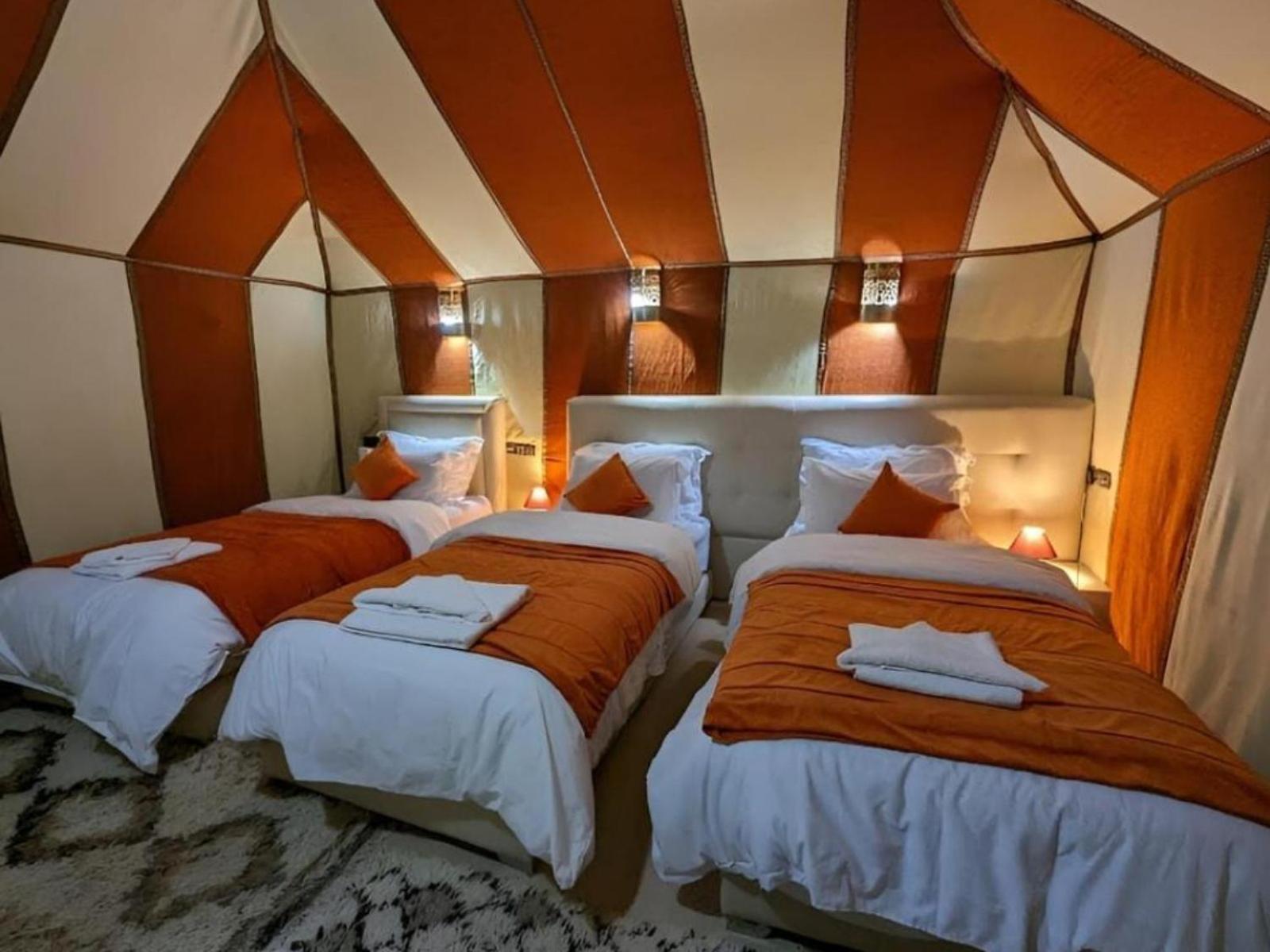 ホテル Sahara Family Luxury Camp メルズーガ エクステリア 写真